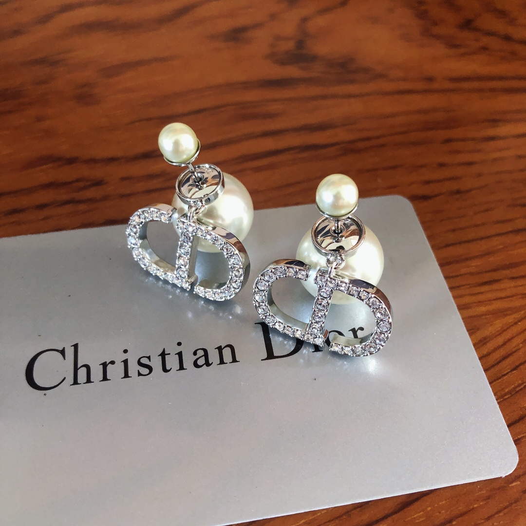 Dior E2141 Tribales Clip Earrings D99136