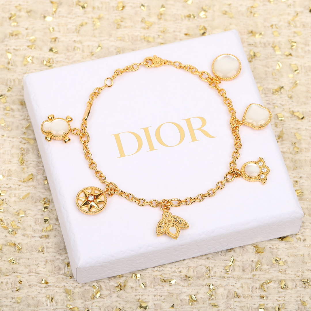 Dior  JRDV94117 Rose Des Vents Bracelet D99219