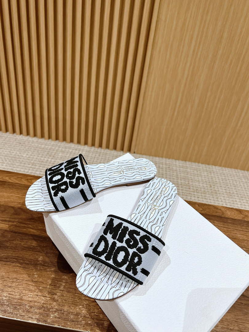 Dior KCO109EZO Dway Slide Embroidered Cotton Miss Dior Allover Motif Shoes D82989