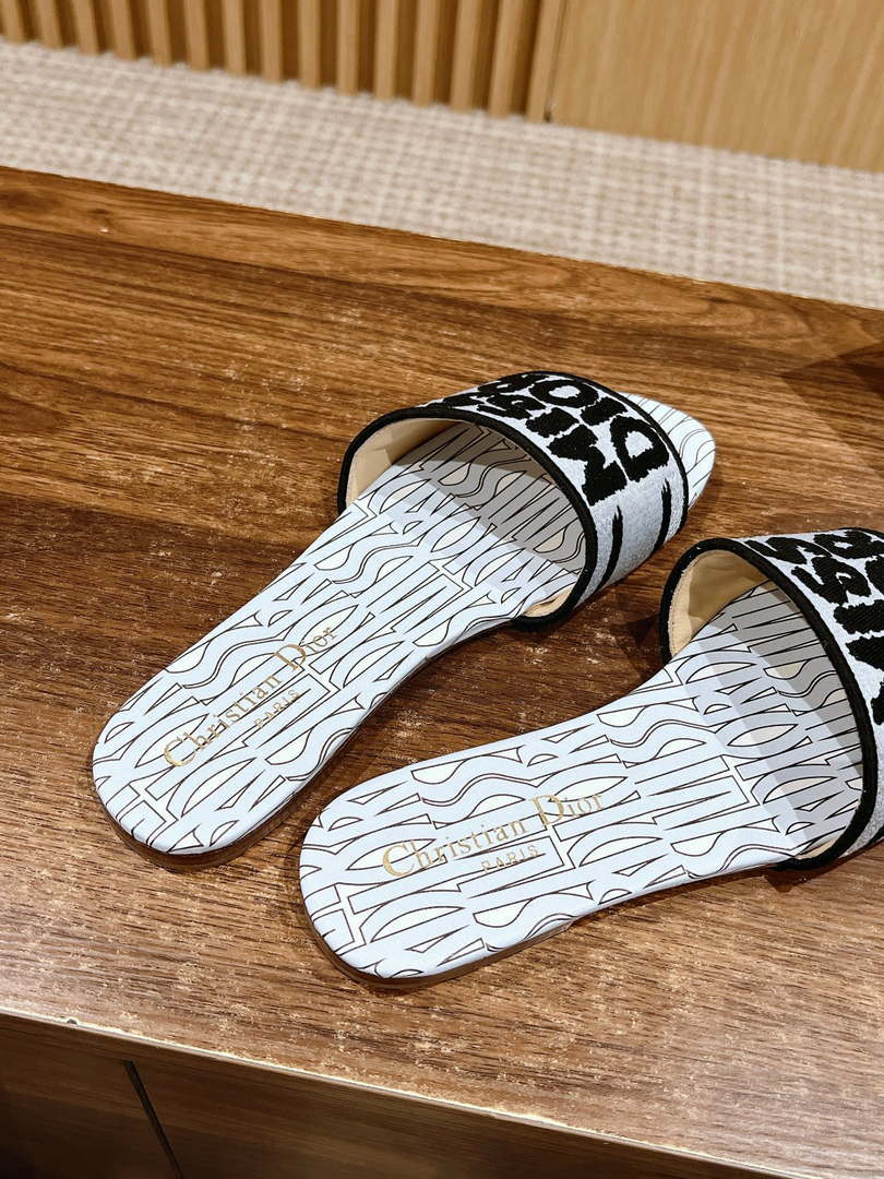 Dior KCO109EZO Dway Slide Embroidered Cotton Miss Dior Allover Motif Shoes D82989