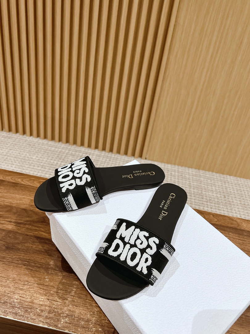 Dior KCO109EZO Dway Slide Embroidered Cotton Miss Dior Allover Motif Shoes D82991
