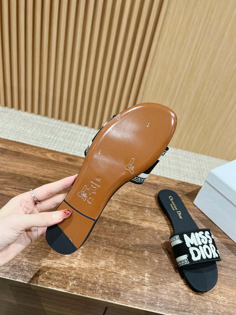 Dior KCO109EZO Dway Slide Embroidered Cotton Miss Dior Allover Motif Shoes D82991