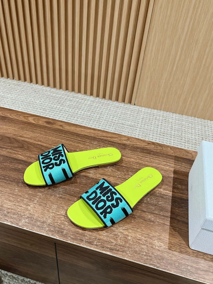 Dior KCO109EZO Dway Slide Embroidered Cotton Miss Dior Allover Motif Shoes D82992