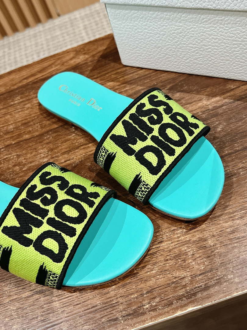 Dior KCO109EZO Dway Slide Embroidered Cotton Miss Dior Allover Motif Shoes D82993