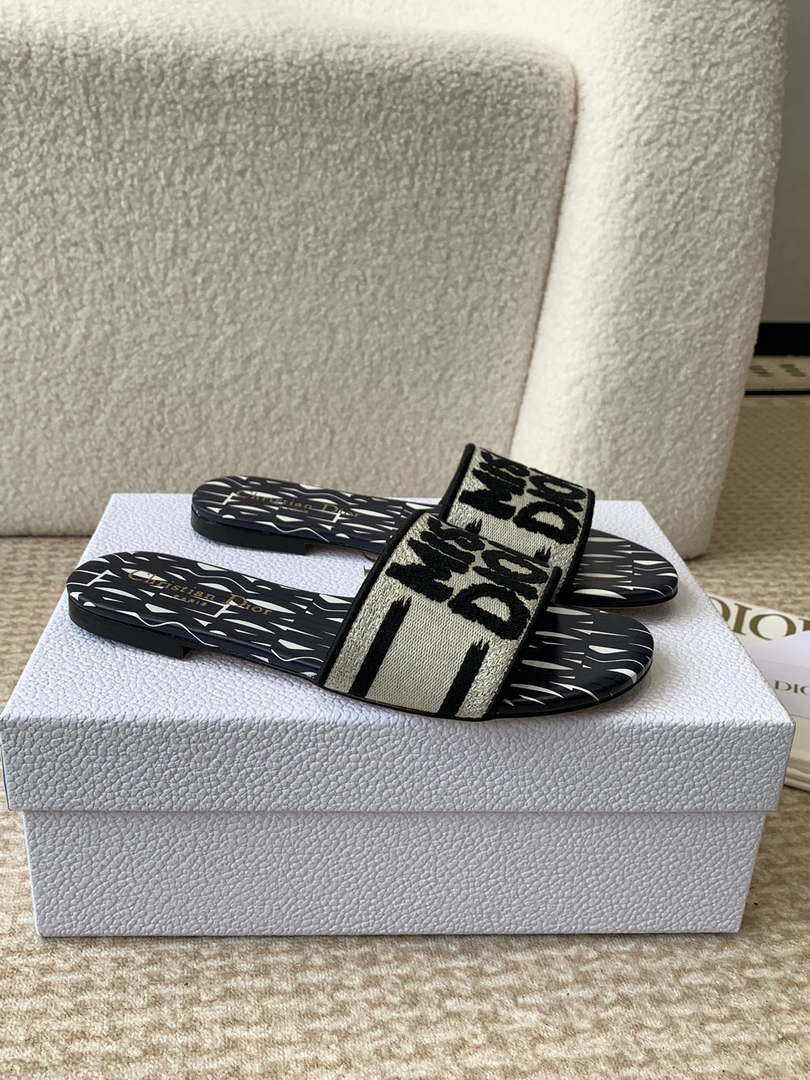 Dior KCO109EZO Dway Slide Embroidered Cotton Miss Dior Allover Motif Shoes D82998