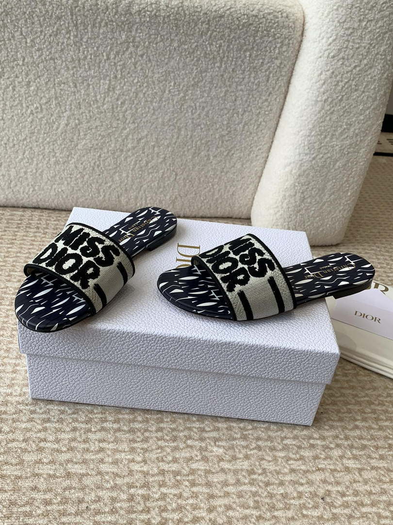 Dior KCO109EZO Dway Slide Embroidered Cotton Miss Dior Allover Motif Shoes D82998