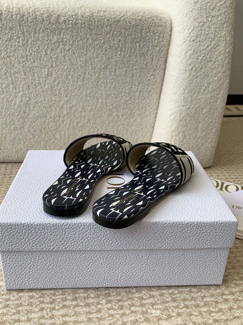 Dior KCO109EZO Dway Slide Embroidered Cotton Miss Dior Allover Motif Shoes D82998