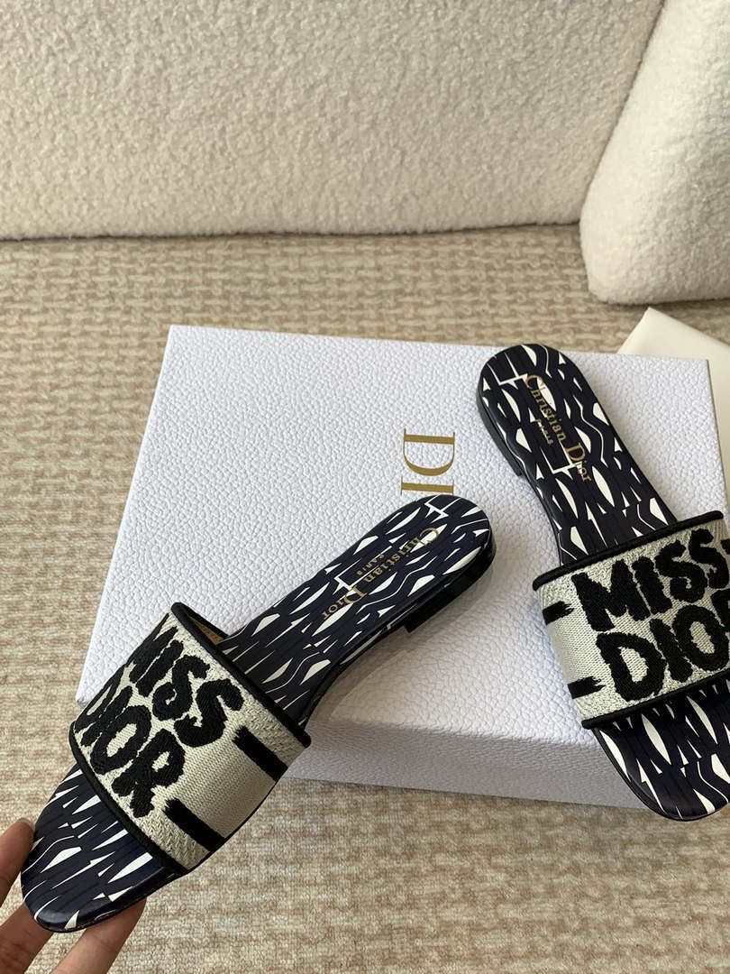 Dior KCO109EZO Dway Slide Embroidered Cotton Miss Dior Allover Motif Shoes D82998