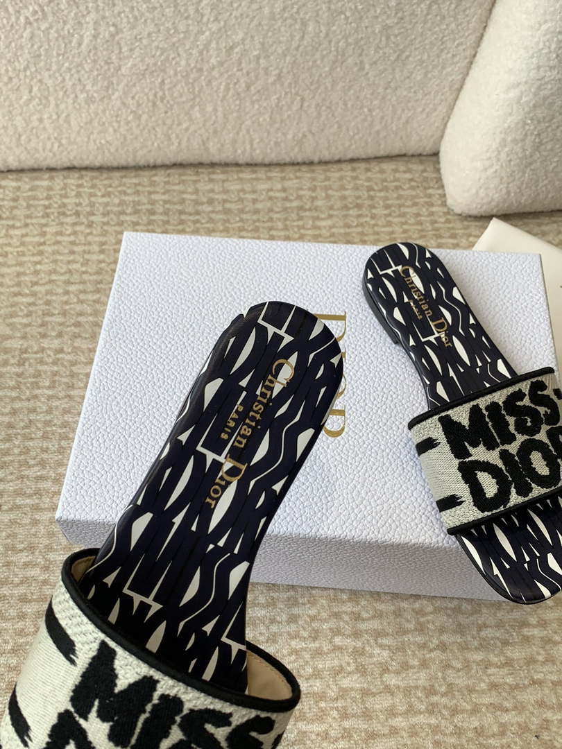 Dior KCO109EZO Dway Slide Embroidered Cotton Miss Dior Allover Motif Shoes D82998