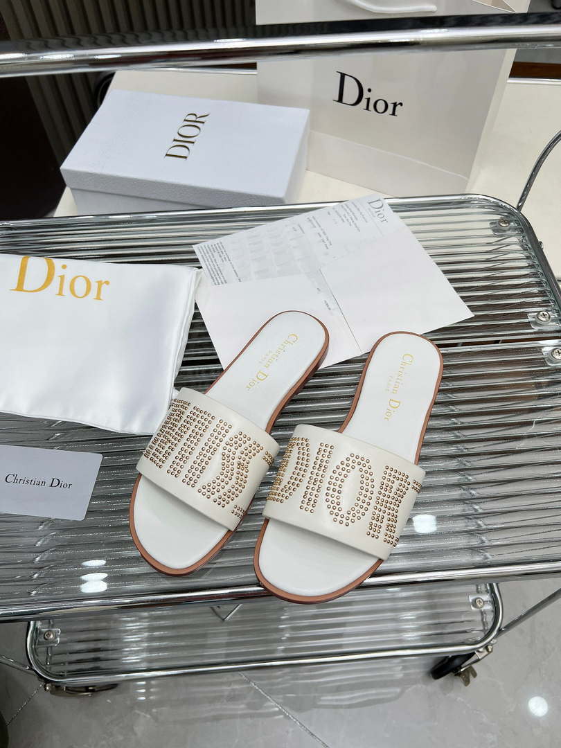 Dior KCO138CTU Dway Slide White Calfskin and Gold-Finish Studs Fashion Shoes D82980