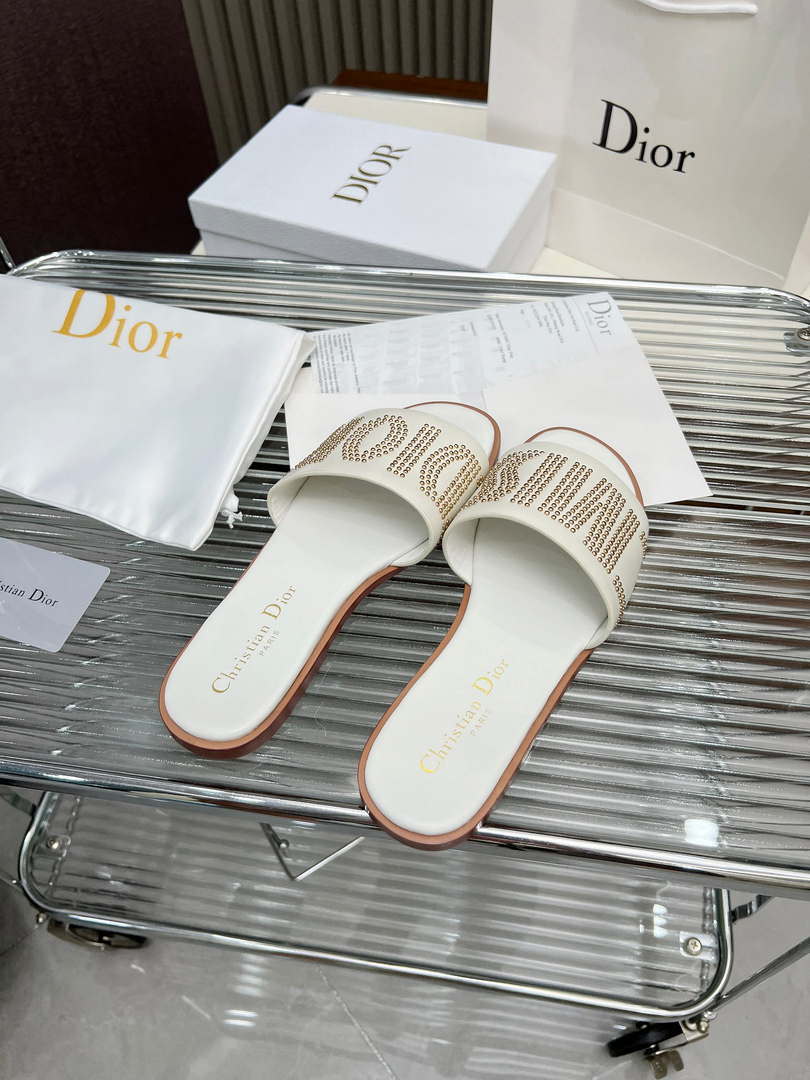 Dior KCO138CTU Dway Slide White Calfskin and Gold-Finish Studs Fashion Shoes D82980