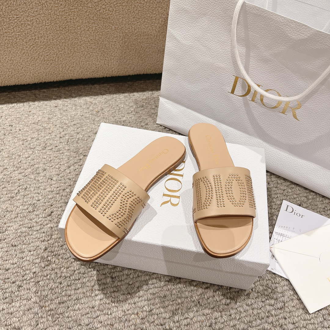 Dior KCO138CTU Dway Slide Apricot Calfskin and Gold-Finish Studs Shoes D82983