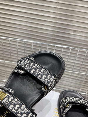 Dior KCQ547LAB Women's Dioract Sandal Fashion Shoes D82913 - Euro 35=US 4 - View 3