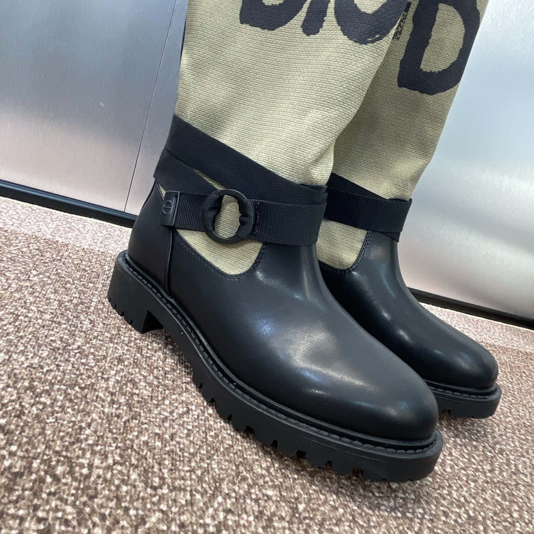 Dior KDI929CMV_S17X Warm Taupe Technical Canvas with Black Miss Dior Graffiti Print and Black Calfskin