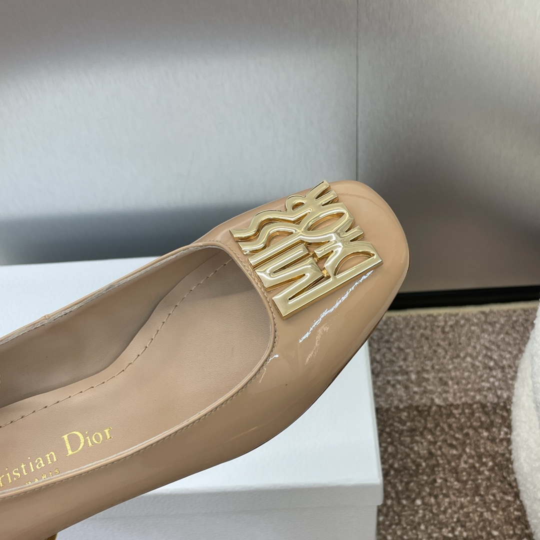 Dior KDV266VNI Miss Dior Pump Apricot Patent Calfskin D82962
