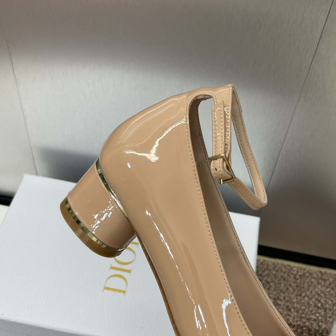Dior KDV266VNI Miss Dior Pump Apricot Patent Calfskin D82962
