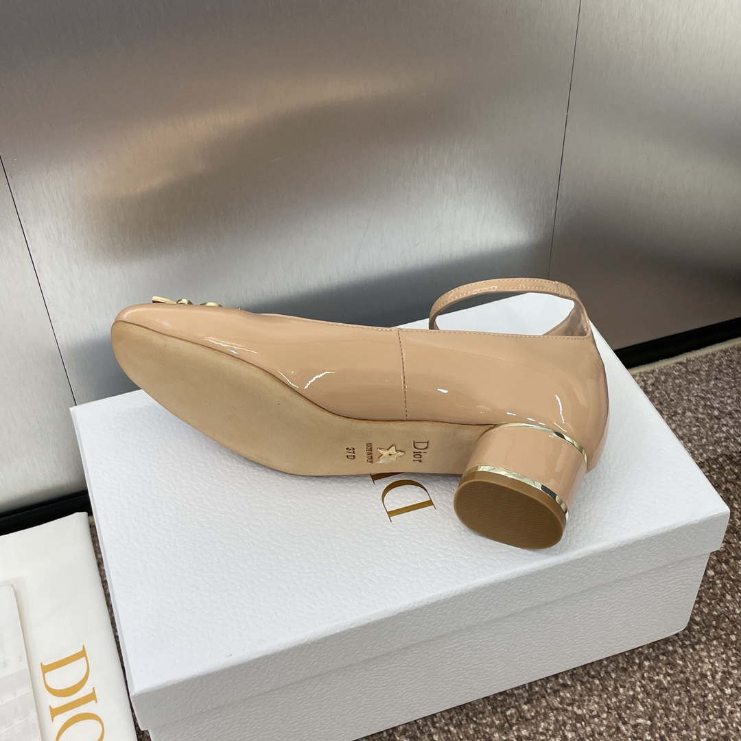 Dior KDV266VNI Miss Dior Pump Apricot Patent Calfskin D82962