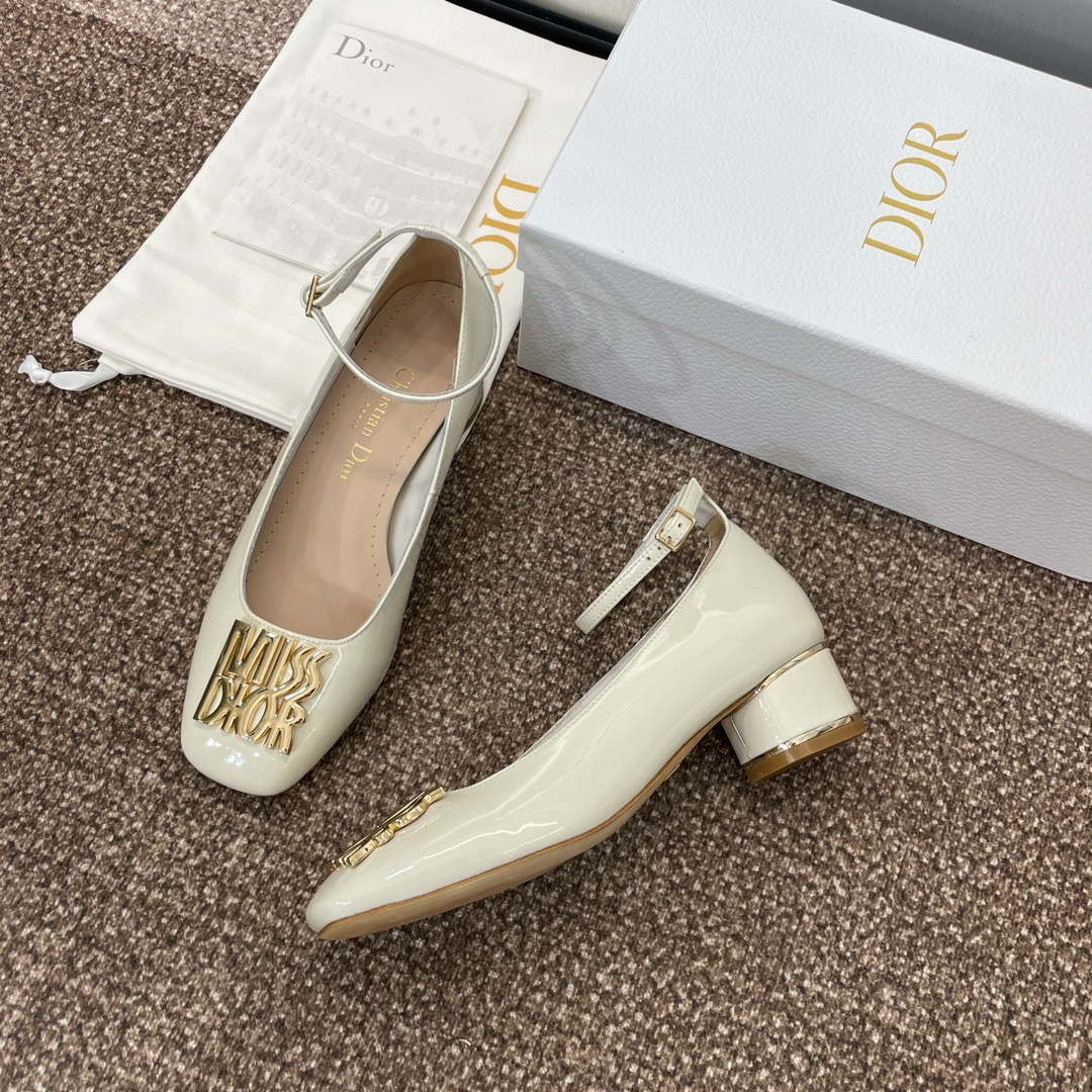 Dior KDV266VNI Miss Dior Pump Beige Patent Calfskin D82961