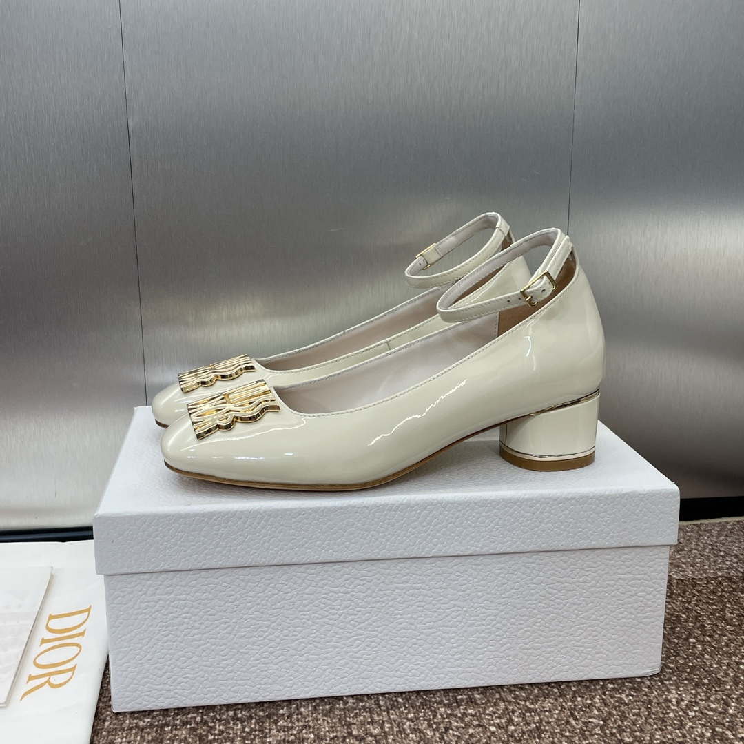 Dior KDV266VNI Miss Dior Pump Beige Patent Calfskin D82961
