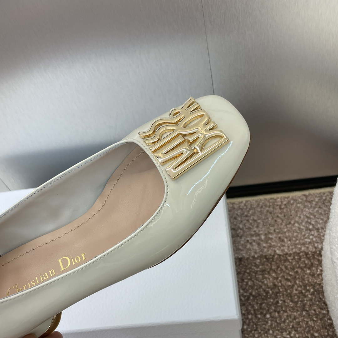 Dior KDV266VNI Miss Dior Pump Beige Patent Calfskin D82961