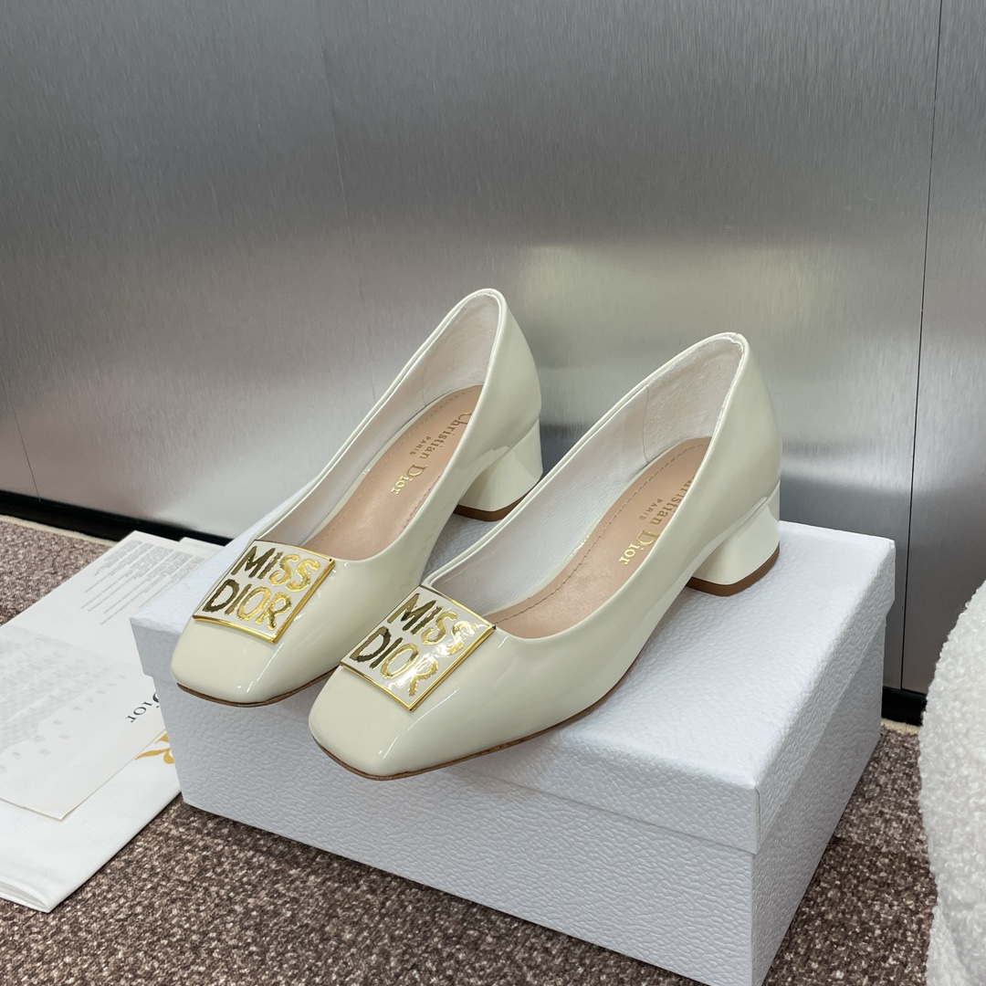 Dior KDV266VNI Miss Dior Pump Beige Patent Calfskin D82965