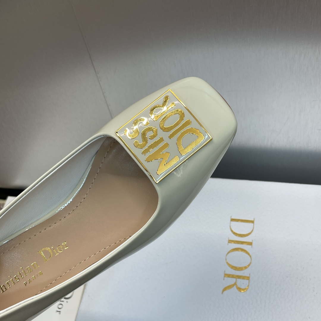 Dior KDV266VNI Miss Dior Pump Beige Patent Calfskin D82965