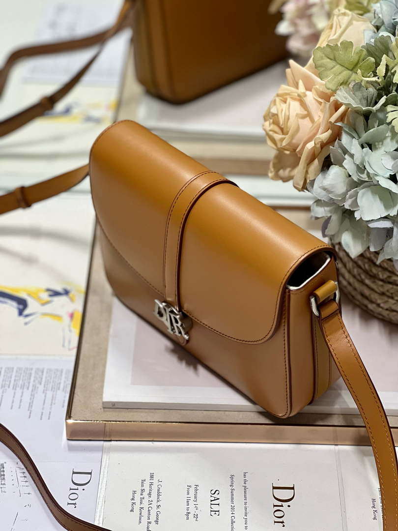 Dior M0051 Crossbody Men Bag Smooth Calfskin Brown - Default Title - View 3