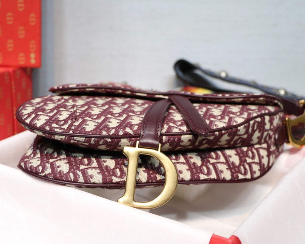 Dior M0446 Dior Saddle Bag Burgundy Dior Oblique Jacquard