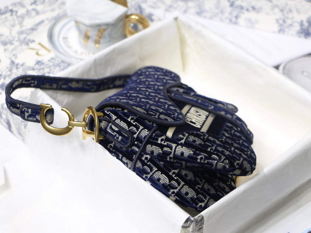 Dior M0446 Dior Saddle Bag Blue Dior Oblique Jacquard