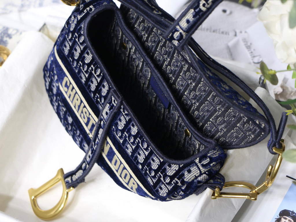Dior M0446 Dior Saddle Bag Blue Dior Oblique Jacquard