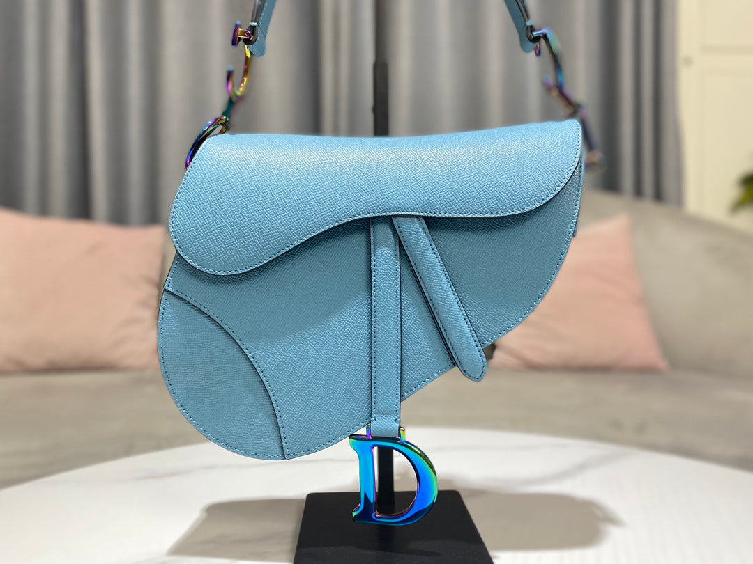 Dior M0446 Dior Saddle Bag Light Blue Grained Calfskin Blue logo