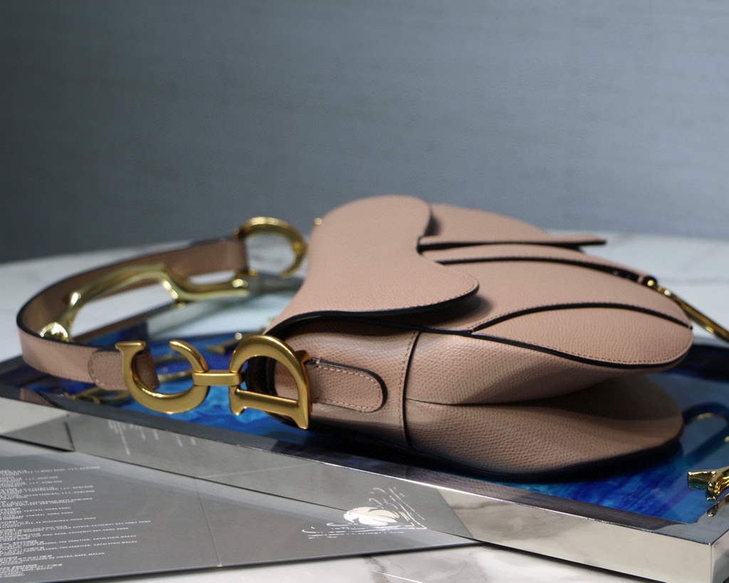 Dior M0446 Dior Saddle Bag Light Pink Grained Calfskin