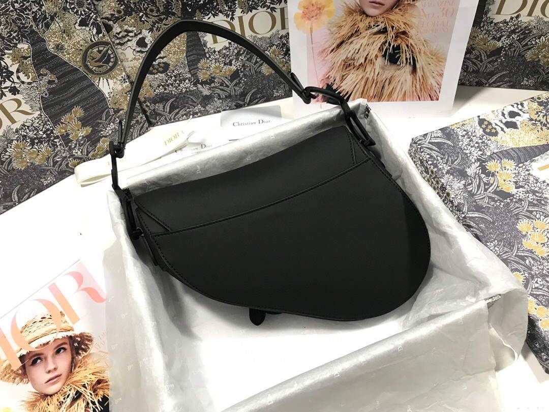 Dior M0446 Dior Saddle Bag M0447 Black Ultramatte Calfskin - shop2bag