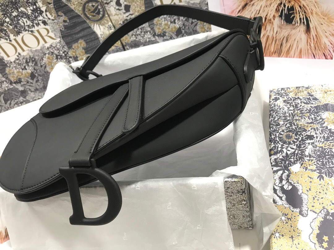 Dior M0446 Dior Saddle Bag M0447 Black Ultramatte Calfskin - shop2bag