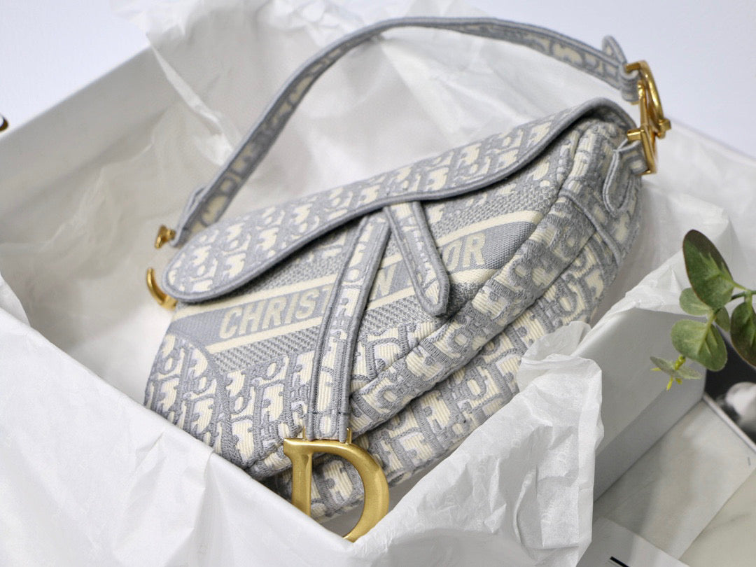 Dior Saddle Bag Burgundy Dior Oblique Jacquard M0446 Gray