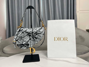 Dior M0455 Saddle Bag With Strap Black and White Ultramatte Calfskin - Default Title - View 1