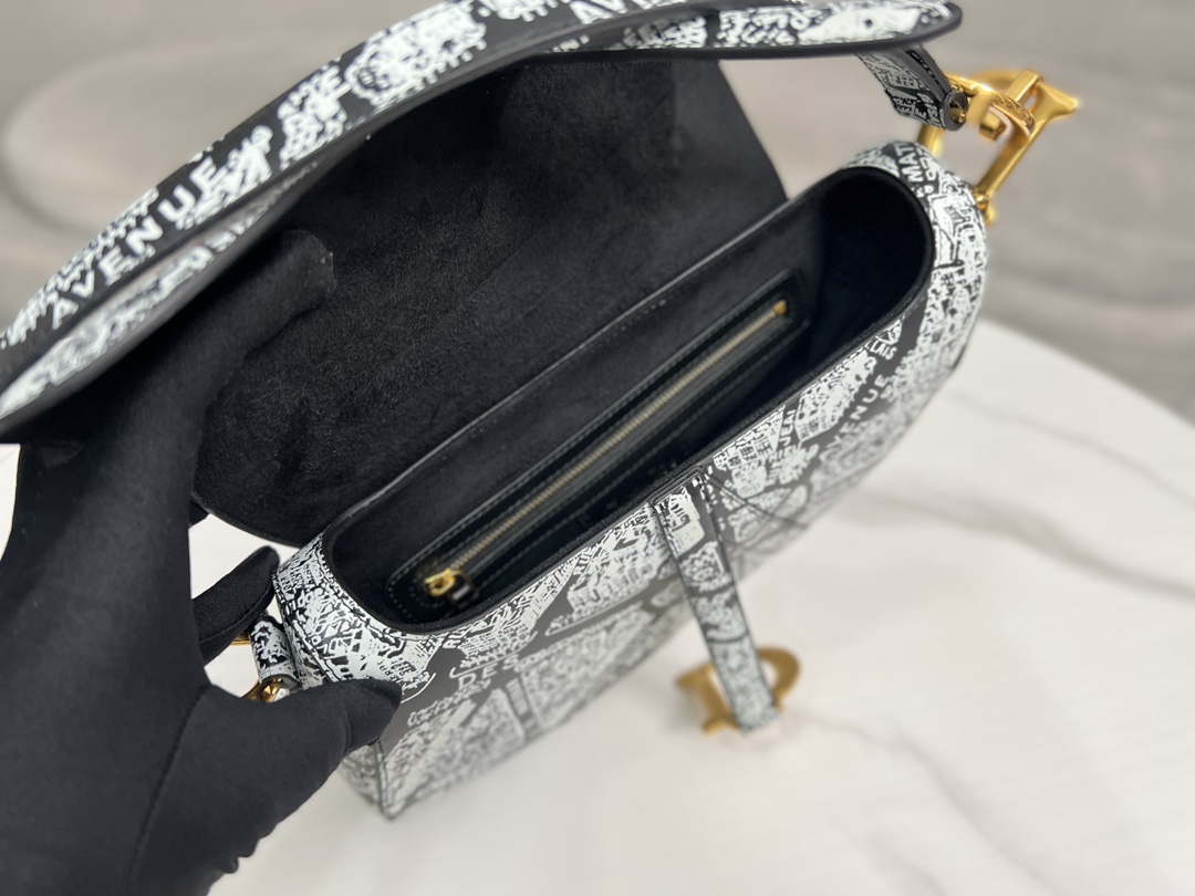 Dior M0455 Saddle Bag With Strap Black and White Ultramatte Calfskin - Default Title - View 8