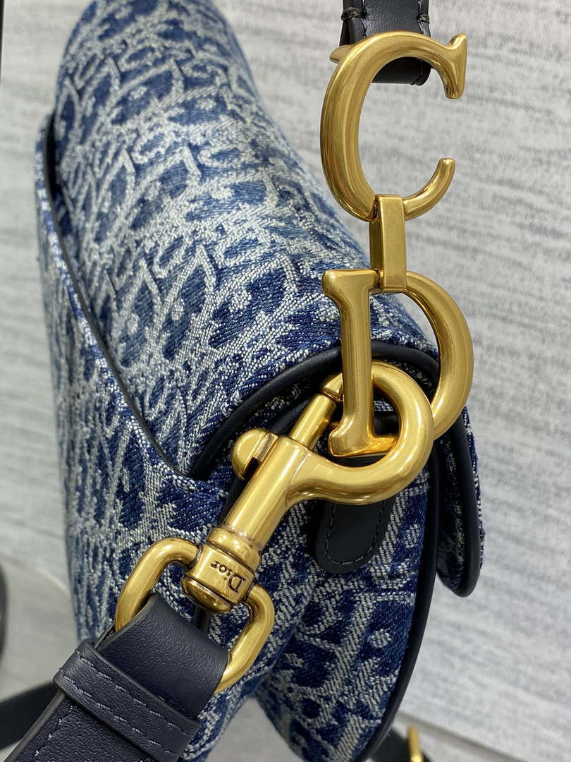 Dior M0455 Saddle Bag With Strap Blue Denim Dior Oblique Jacquard M0456