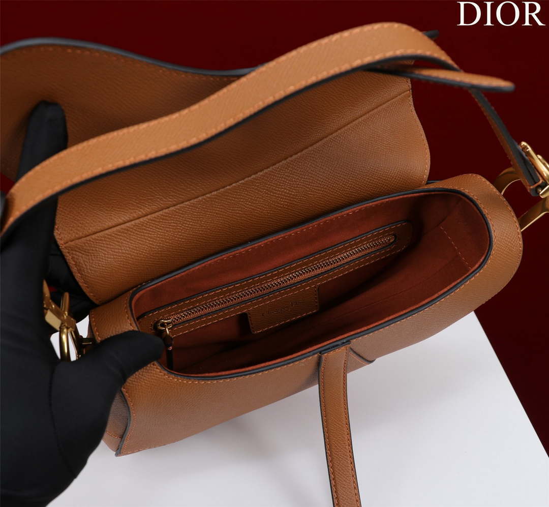 Dior M0455 Saddle Bag With Strap Brown Grained Calfskin - Default Title - View 5