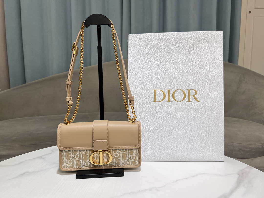 Dior M9334 30 Montaigne East-West Bag with Chain Dior Oblique Jacquard and Natural Smooth Calfskin - Default Title - View 1