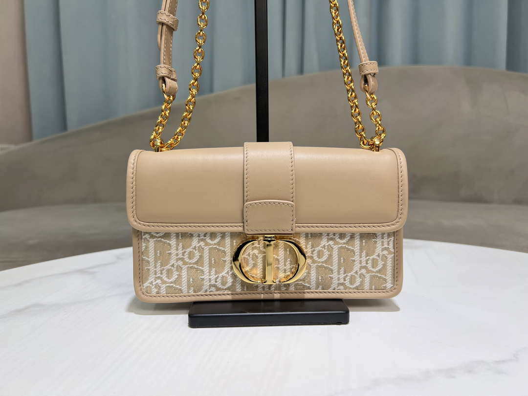 Dior M9334 30 Montaigne East-West Bag with Chain Dior Oblique Jacquard and Natural Smooth Calfskin