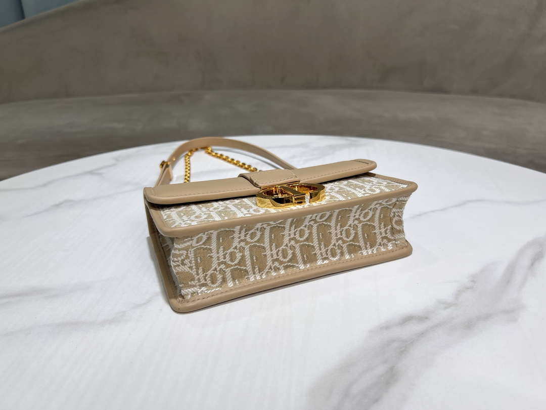 Dior M9334 30 Montaigne East-West Bag with Chain Dior Oblique Jacquard and Natural Smooth Calfskin
