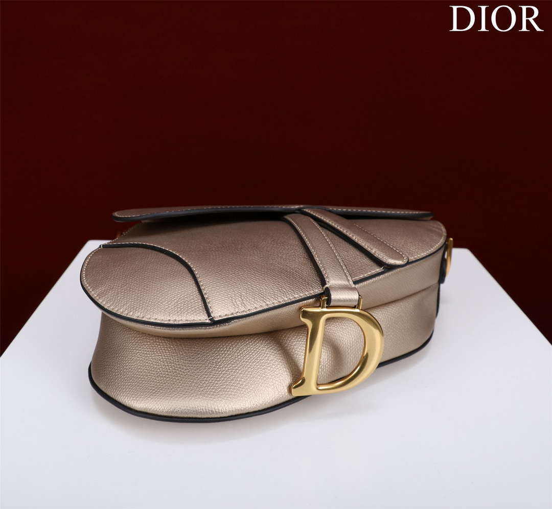 Dior M0455 Saddle Bag With Strap Gold Grained Calfskin - Default Title - View 4