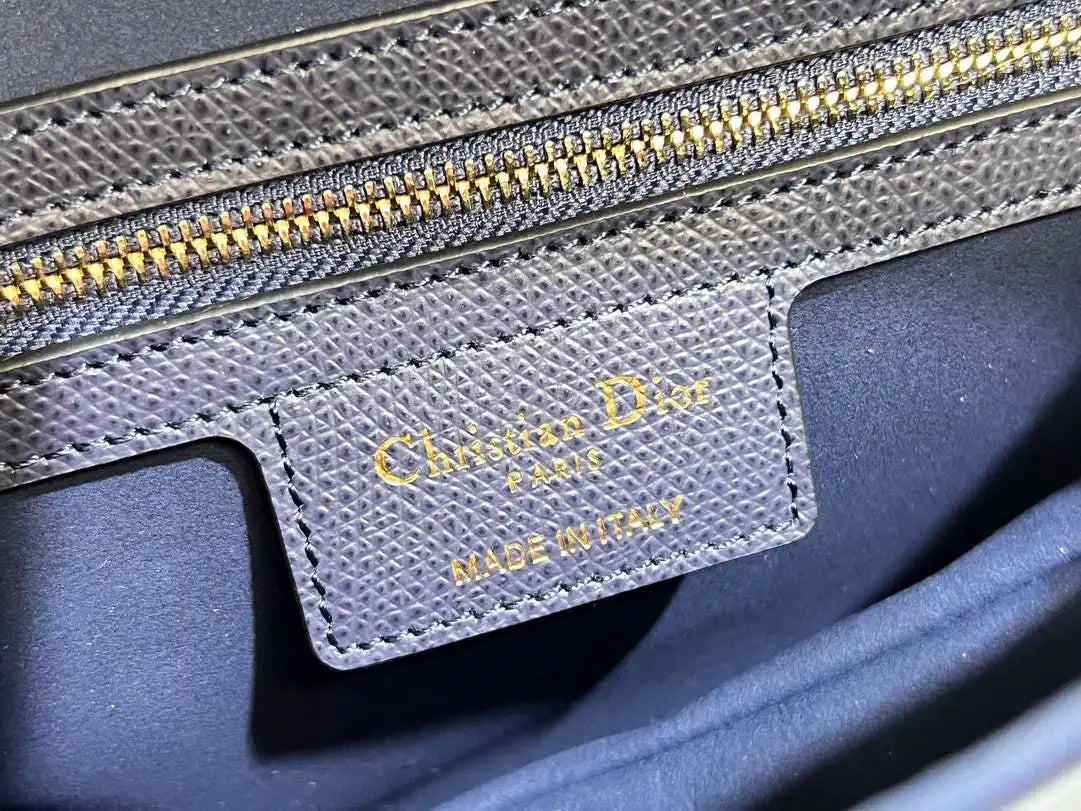 Dior M0455 Saddle Bag With Strap Grained Calfskin Navy Blue M0456