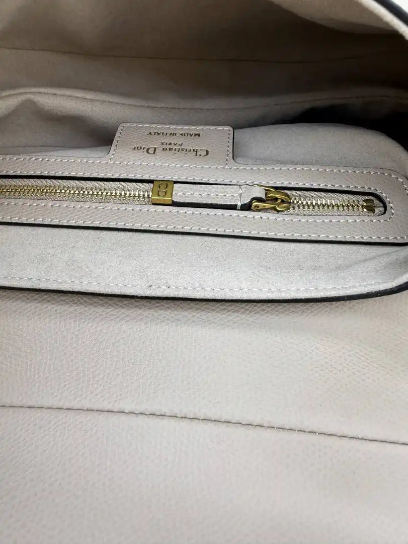 Dior M0455 Saddle Bag With Strap Grained Calfskin Rouge Rice M0456