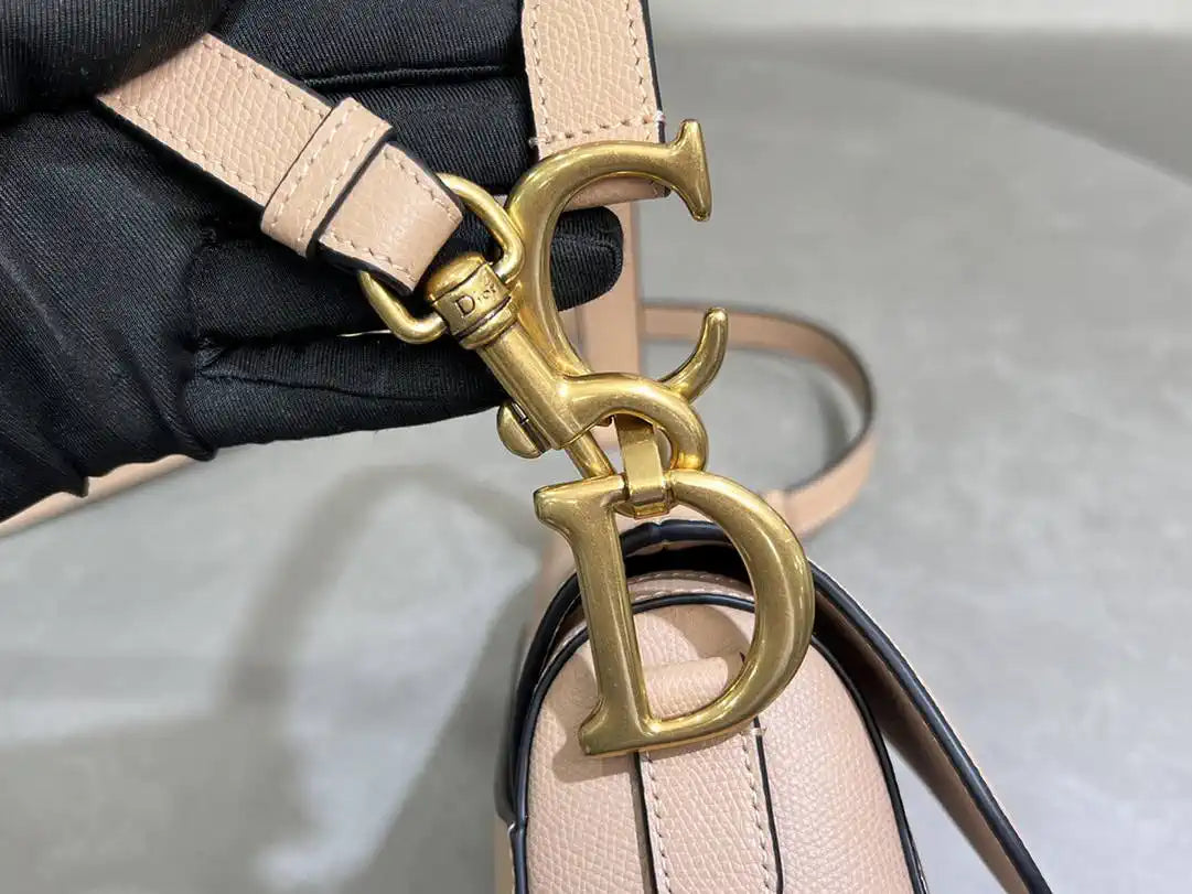 Dior M0455 Saddle Bag With Strap Grained Calfskin Rose Pink M0456