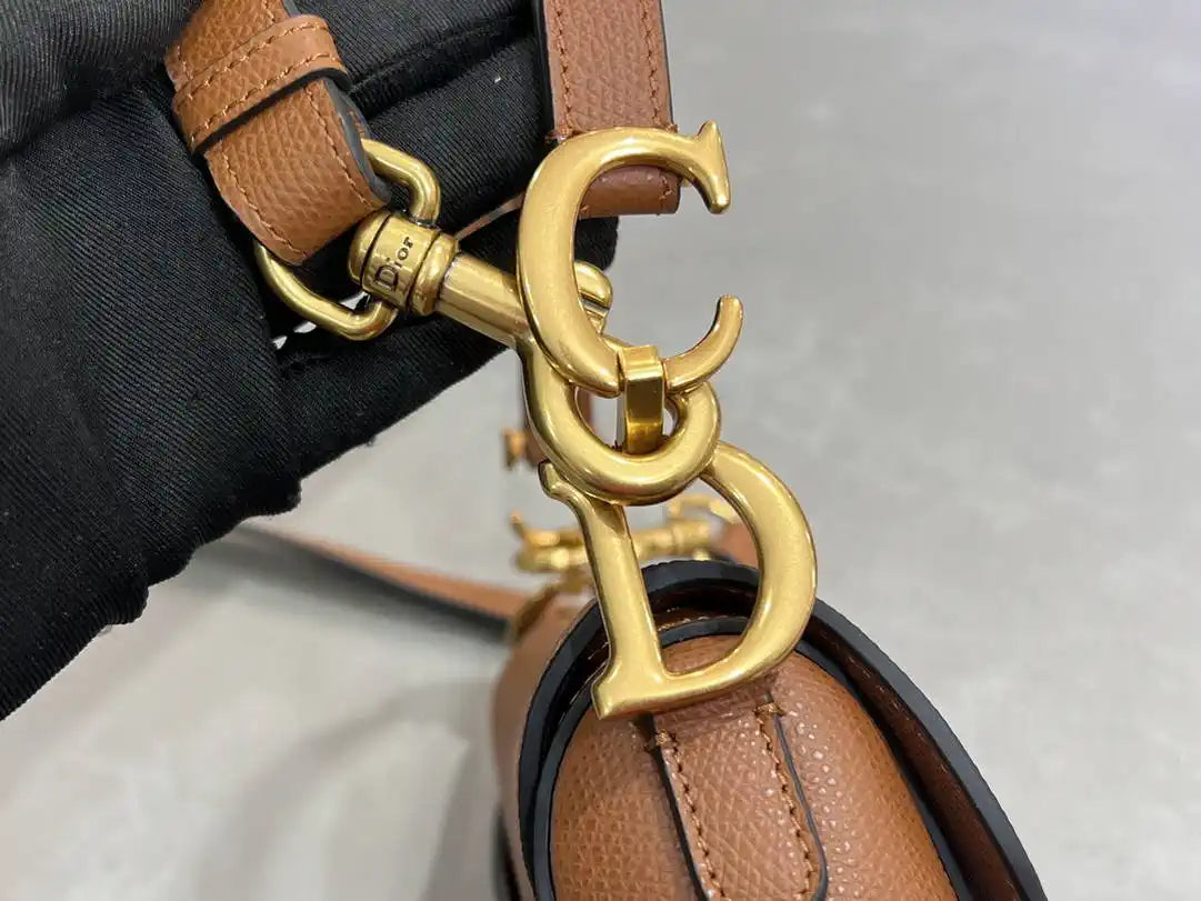 Dior M0455 Saddle Bag With Strap Grained Calfskin Caramel M0456