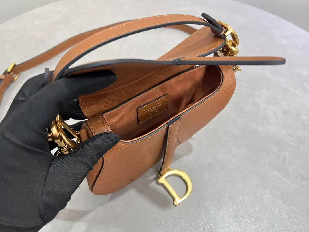 Dior M0455 Saddle Bag With Strap Grained Calfskin Caramel M0456
