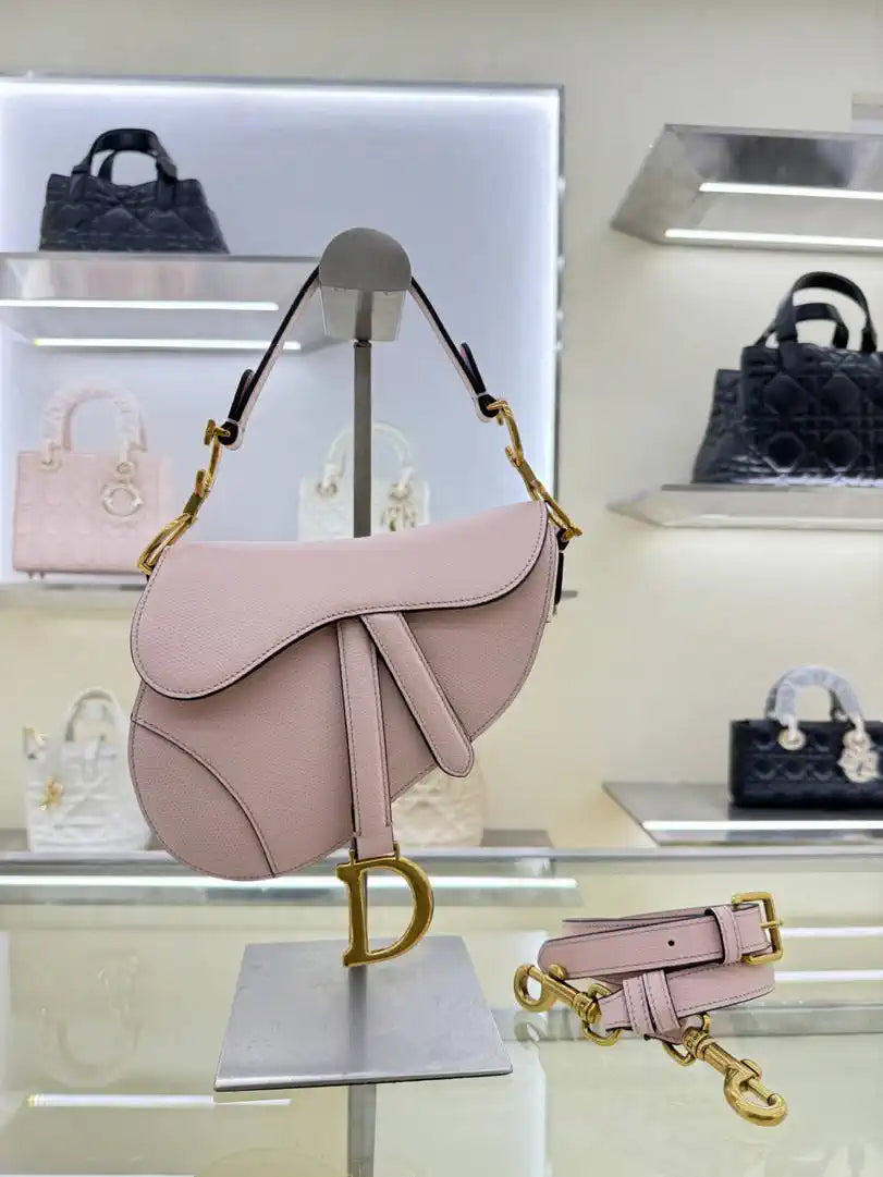 Dior M0455 Saddle Bag With Strap Grained Calfskin Pink M0456