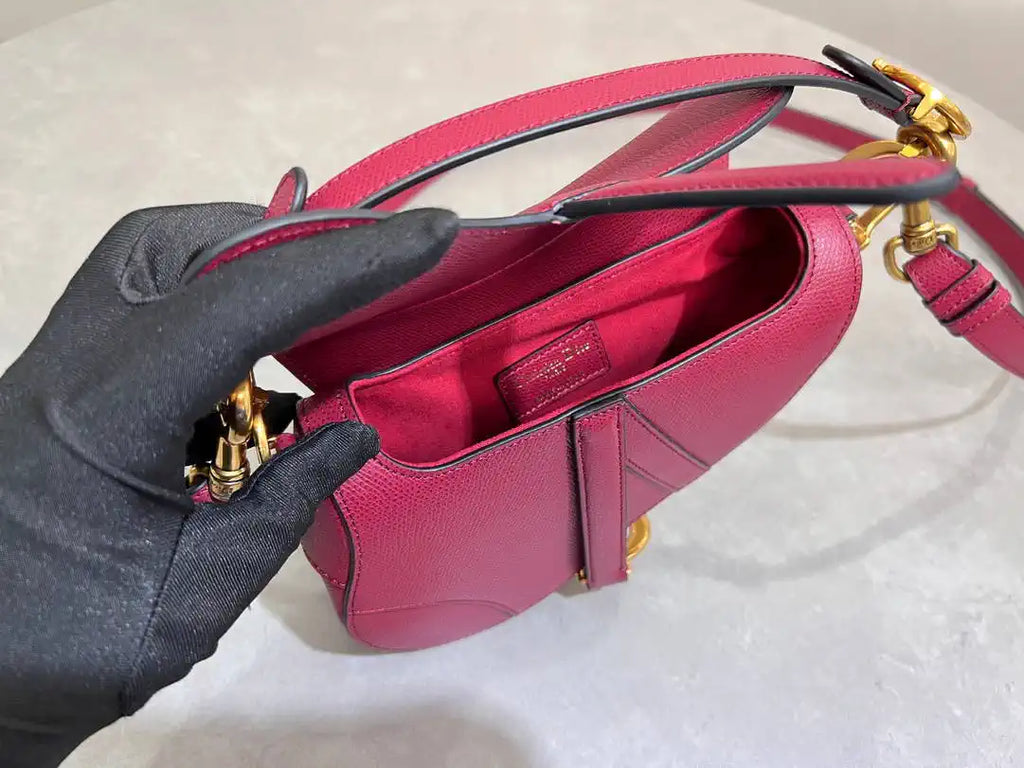 Dior M0455 Saddle Bag With Strap Grained Calfskin RED M0456